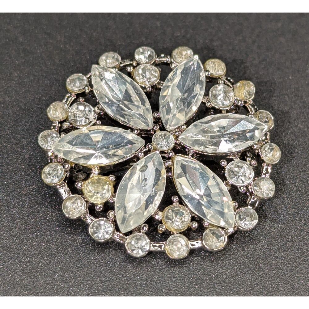 Round Marquise Rhinestone Flower Brooch - Picture 5 of 6